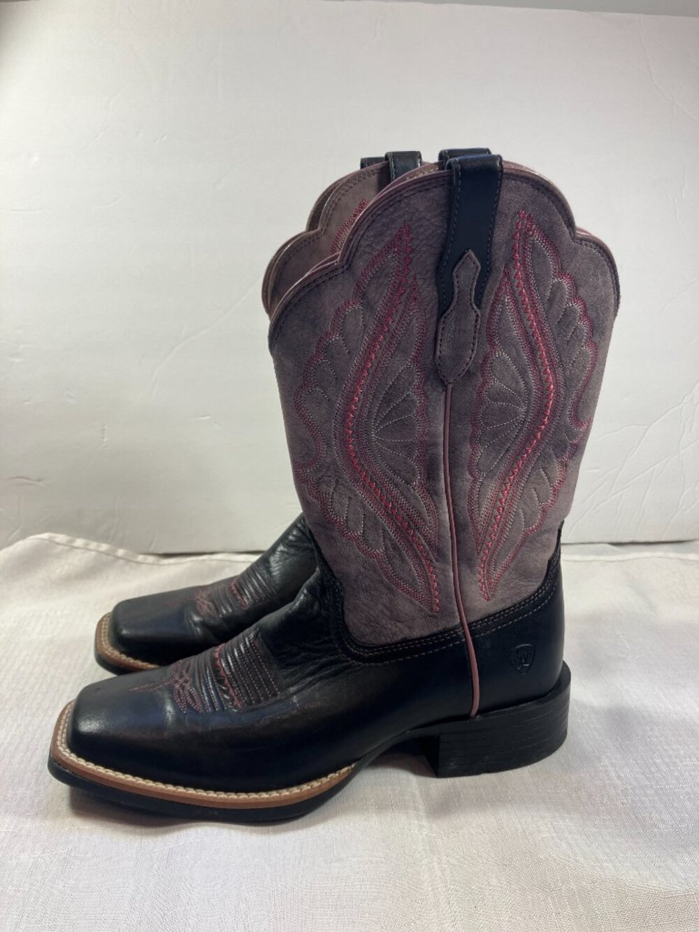 LIKE NEW! Worn Once! Ariat Women's Primetime Boots, Dark Java/Petal Pink, Size 7 - Picture 5 of 14